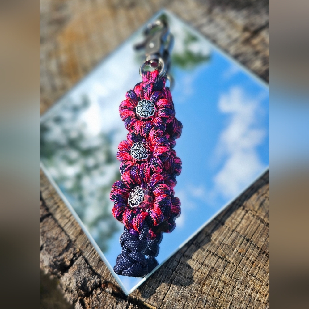 Handmade Paracord Purple Pink Flower Womens Girls Keychain Purse Clip Accessory